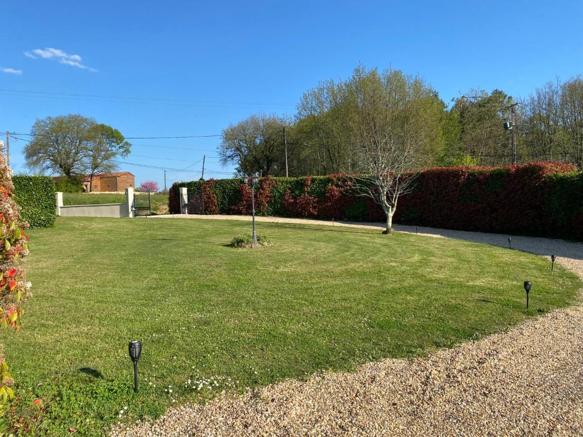 Gite 3 Etoiles Avec Piscine Dordogne Minzac Exterior foto